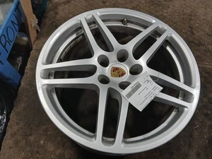 Wheel 18x8 Alloy 5 Double Spoke Fits 15-21 PORSCHE MACAN 762342 - Picture 1 of 8