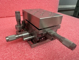 Newport 562 XYZ Optical 3-axis Linear Translation Stage - Picture 1 of 4