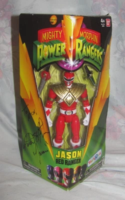 2014 Power Rangers Jason Red Ranger Toys R Us Exclusive, Signed Foto 1 de 4