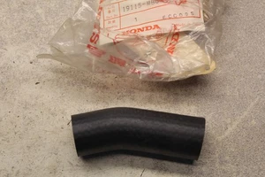 HONDA VF700 VF750 MAGNA SABRE 82-85 RADIATOR HOSE A NOS OEM 19115-MB0-000 - Picture 1 of 4