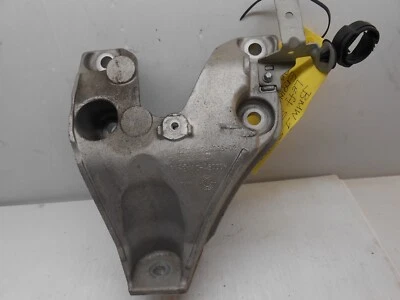 Soporte de montaje del motor lado izquierdo BMW X1 22116789093 / 6789093 DR0097 Foto 1 de 4