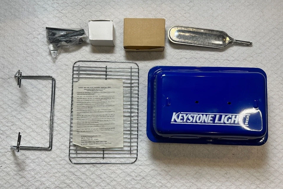 Nueva Mesa Keystone Luz Cerveza Gas Portátil Parrilla Barbacoa Puerta Trasera Foto 1 de 4