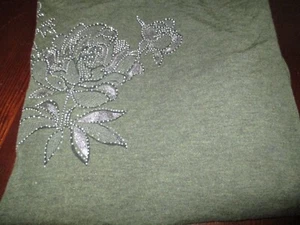 Womens green shirt short sleeve rhinestone flower APT 9 size XXL 2XL - Picture 1 of 2