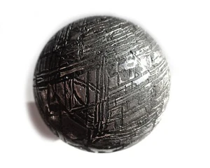 NEW! Aletai iron meteorite, China, Black deep etched sphere, 522.5 grams, 52 mm - Picture 1 of 13