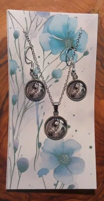Cabochon Schmuckset Ohrringe Und Halskette Pferd - Bild 1 von 4
