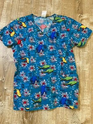 DR. SEUSS SCRUB TOP SHIRT BLUE RED ONE FISH TWO FISH SMALL - Image 1 of 4