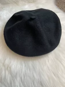 New Warm French Style Beanie Black Wool Beret Size L Large 60 to 65 cm - Picture 1 of 2