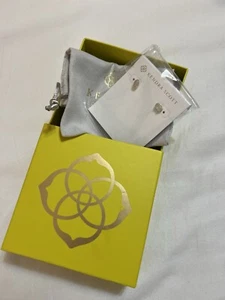 Kendra Scott Earrings - Picture 1 of 5