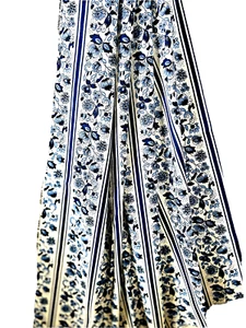 Edredón artesanal de algodón azul blanco tela a rayas florales Waverly 32x 29 peso medio - Imagen 1 de 4