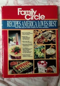 Family Circle Recipes America Loves Best Over 500 Recipes Cookbook 1982 - Imagen 1 de 2
