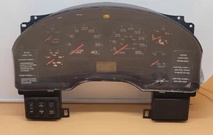 International 4300 2005 cuadro de instrumentos usado P#3576990C96 - Imagen 1 de 8