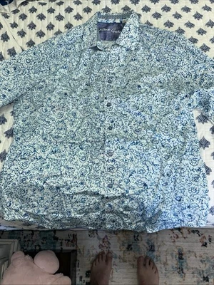 Robert Graham Garland Button Up Dress Shirt Mens 2XL Blue White Floral Flip Cuff - Image 1 of 4
