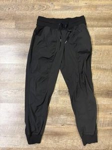 Lululemon Jogger Pants Womens 8 Dance Studio Mid Rise Running Yoga Gym - Picture 1 of 8