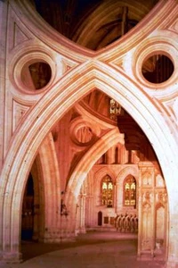 35mm Colour Slide- Wells Cathedral- Inverted Arches ,England 1960's - Picture 1 of 1