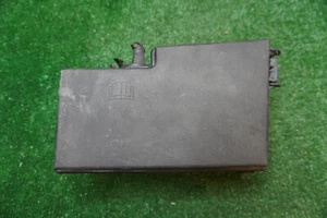 Ford Focus 2014 caja de fusibles OEM CV6T-14K733-AAG - Imagen 1 de 8