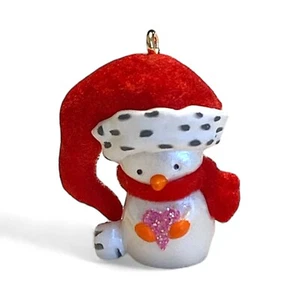 Vintage Hallmark Keepsake Ornament - Snow Cozy - MINIATURE Ornament 2002 - Picture 1 of 8