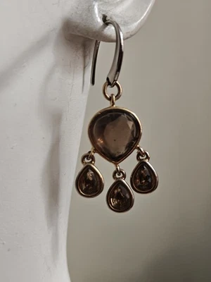 PENDIENTES DE CRISTAL TOPACIO AHUMADO MARCA FÓSIL CON PIEDRAS COLGANTES Foto 1 de 4