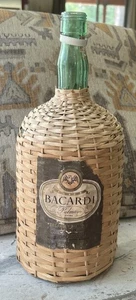 Vintage Bacardi Palmas Rum Collectible Empty Glass Bottle Wicker Encased Mexico - Bild 1 von 10
