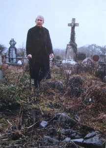 FRANK McCOURT 1997 recorte a color autor Angela's Ashes Cementerio foto Irlanda - Imagen 1 de 1