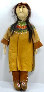 Antique Native American Doll, Sioux Plains Indian - Bild 1 von 3