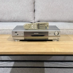 JVC HR-S9911U Super S-VHS SVHS Super VHS TBC VCR **COMPLETAMENTE RICOSTRUITO** - Foto 1 di 7