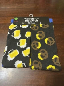 NEW HYP (SHOE SIZE 6-12) MISMATCH MEN'S CREW SOCKS ~ BEER & PRETZELS - Bild 1 von 2