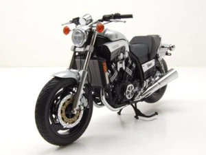 Yamaha Vmax 1993 Plata Modelo De Motocicleta 1:12 Minichamps - Imagen 1 de 8