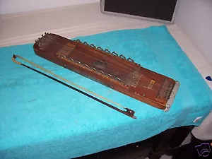 Violinuke strumento a corde vintage UKELIN con arco usato venduto così com'è - Foto 1 di 6