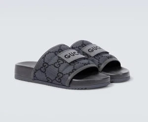 Gucci Herren GG LOGO Ripstop grau Pantoletten Sandalen 771466 Gr UK 8, US 8,5 $ 650 * - Bild 1 von 10
