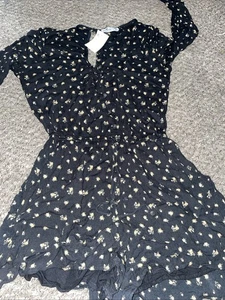 Hollister Shorts Romper Women M Ditsy Floral Viscose Cottage Fairygrunge Whimsi - Picture 1 of 12