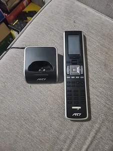 RTI Universal Remote Control Model T2-B - Picture 1 of 9