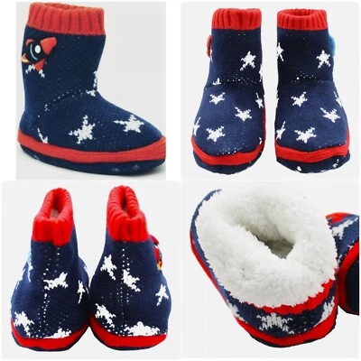 EX HIGH STREET STORE Boys Slippers Boots Space Planet Rocket Spaceship Super Soft Sherpa Socks new