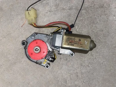 Motor de techo corredizo delantero o trasero Land Rover Discovery 1 & 2 SE 1999-2004 PROBADO FABRICANTE DE EQUIPOS ORIGINALES Foto 1 de 4