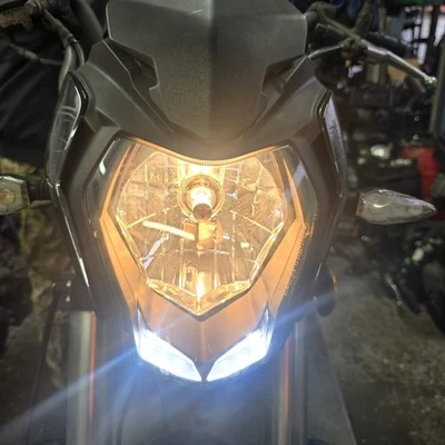 Keeway RKV 125 2020 KM FARO ANTERIORE - Immagine 1 di 4