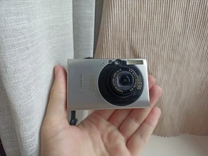 š„Canon IXUS 85 IS Silver 10.0MP digital compact cameraš„WORKing Full set BOXš„ - Picture 1 of 7