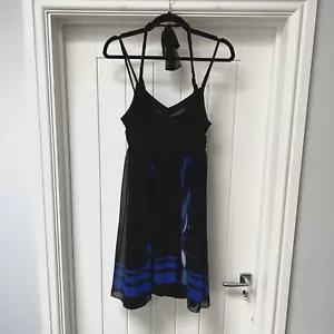 Karen Millen Dress Women's UK 10 Black Blue Silk Floral Fit & Flare Knee Length - Picture 1 of 17