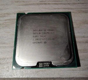 PROCESSORE CPU SOCKET 775 INTEL CORE 2 DUO E8400 / 3,0 GHz / 6MB / 1333MHZ FSB - Foto 1 di 2