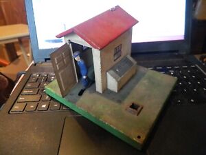 Lionel 045 AUTOMATIC GATEMAN NO ARM & LANTERN NO CHIMNEY & SIGN Dirty Has PLATE