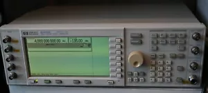 HP E4433B ESG-D 4 GHz analog and digital signal generator - Bild 1 von 6