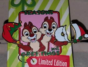 Disney Seasons Greetings 2018 Chip N Dale Mask Christmas LE Pin LE 5000 - Picture 1 of 3