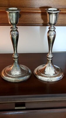 Gorham EP Plateado 2 Candelabros 8.5" Alto De Colección Elegantes Pinchazos Decorativos Foto 1 de 4