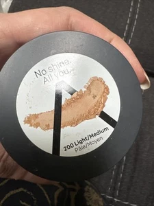 Almay No Shine All You Loose Finishing Powder #200 light Medium New - Picture 1 of 3