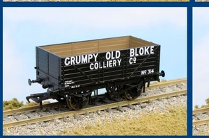 Vagón de 7 tablones Rapido OO RHC 1907 "Grumpy Old Bloke" 967238 - Imagen 1 de 3
