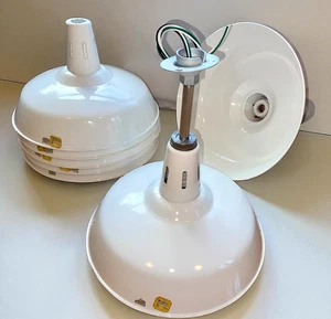 Una luz de granero blanca industrial Benjamin de 18" de porcelana de los años 50 vintage ventilada de los A - Imagen 1 de 24