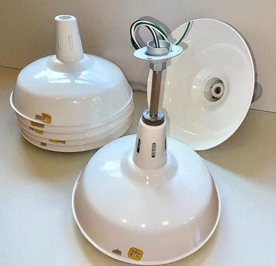 One 1950's Benjamin 18" Porcelain Industrial White Barn Light Vintage A's Vented - Image 1 of 4