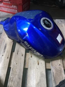 SUZUKI SV650 04-09 PETROL TANK WITH FUEL PUMP - Picture 1 of 6