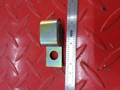 11802143000 MITSUBISHI SATOH CATERPILLAR HOSE CLAMP BRACKET A8 - Image 1 of 3