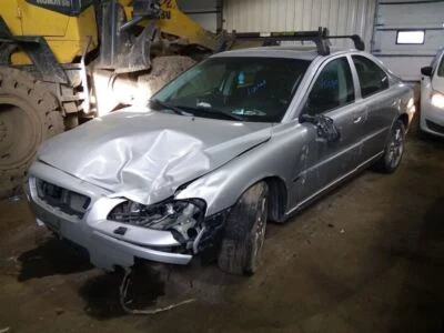 Frenos traseros sedán para 01-09 VOLVO SERIE 60 2039657 Foto 1 de 4