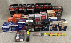 Lote de juegos de cables/chispas/bujías incandescentes Bosch-AC Delco/marco/motorcraft/filtros de aceite varios - Imagen 1 de 10