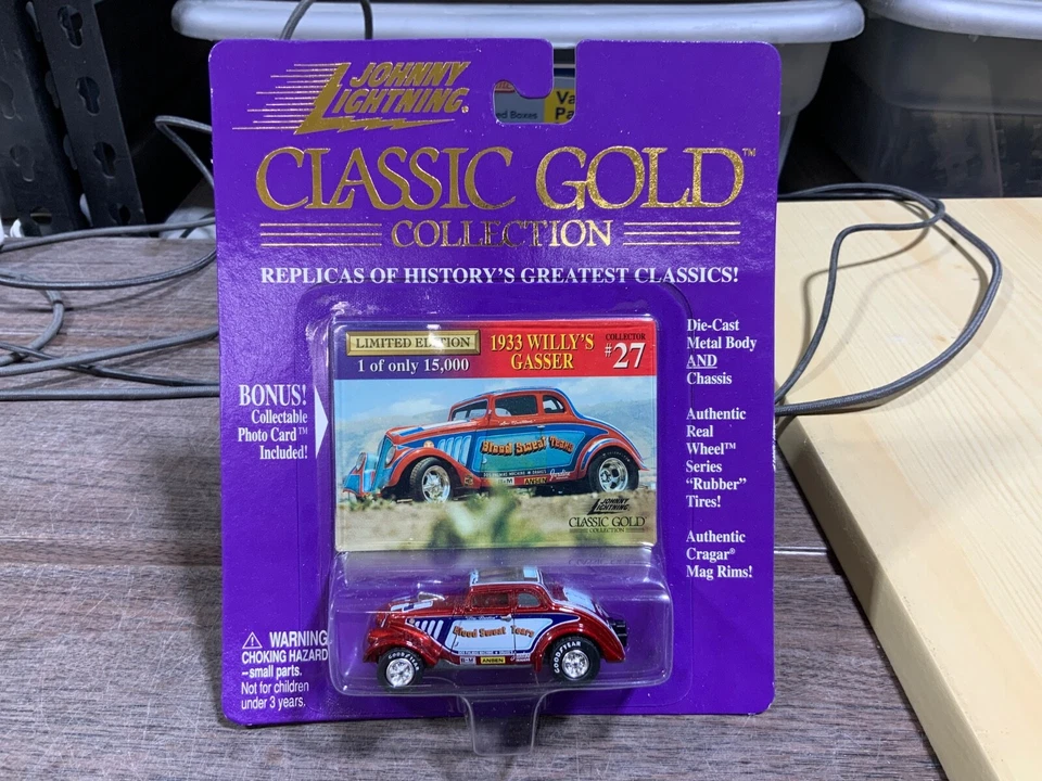 Johnny Lightning Classic Gold 1933 Willy's Gasser 27 rojo Foto 1 de 1